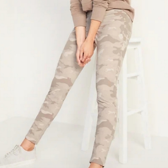 Old Navy Pixie High Waisted Pant Sand Camo 0 - Picture 1 of 8